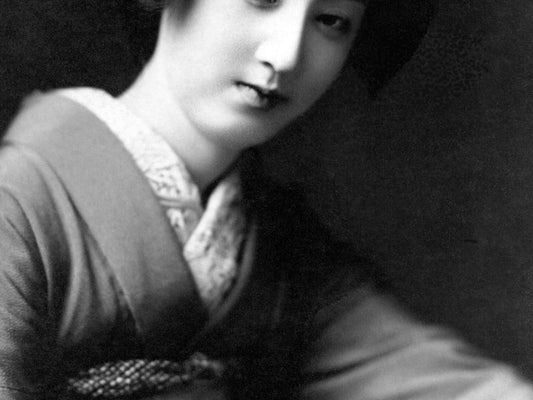 ばけばけの半衿出しすぎ論争